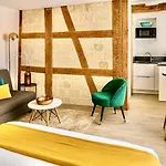 The Point City-center - Place Kleber Apartamento