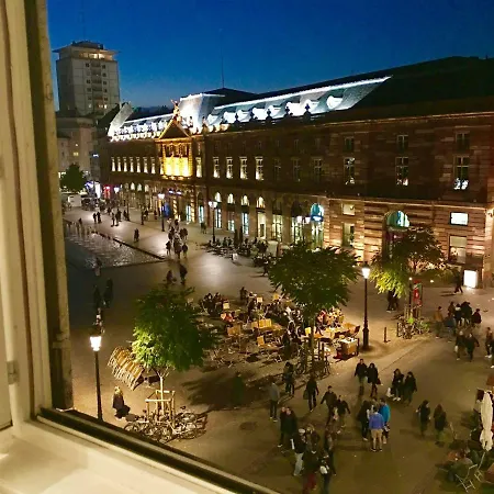 The Point City-center - Place Kleber 아파트