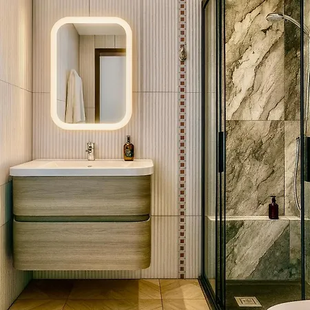 The Point City-center - Place Kleber *